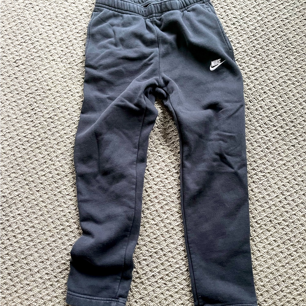 Black Nike joggers